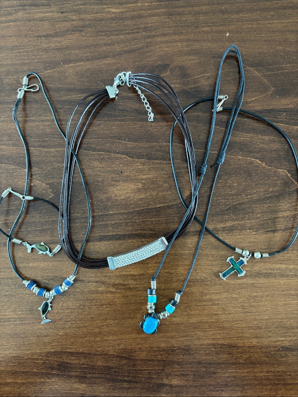 Cord jewellery lot